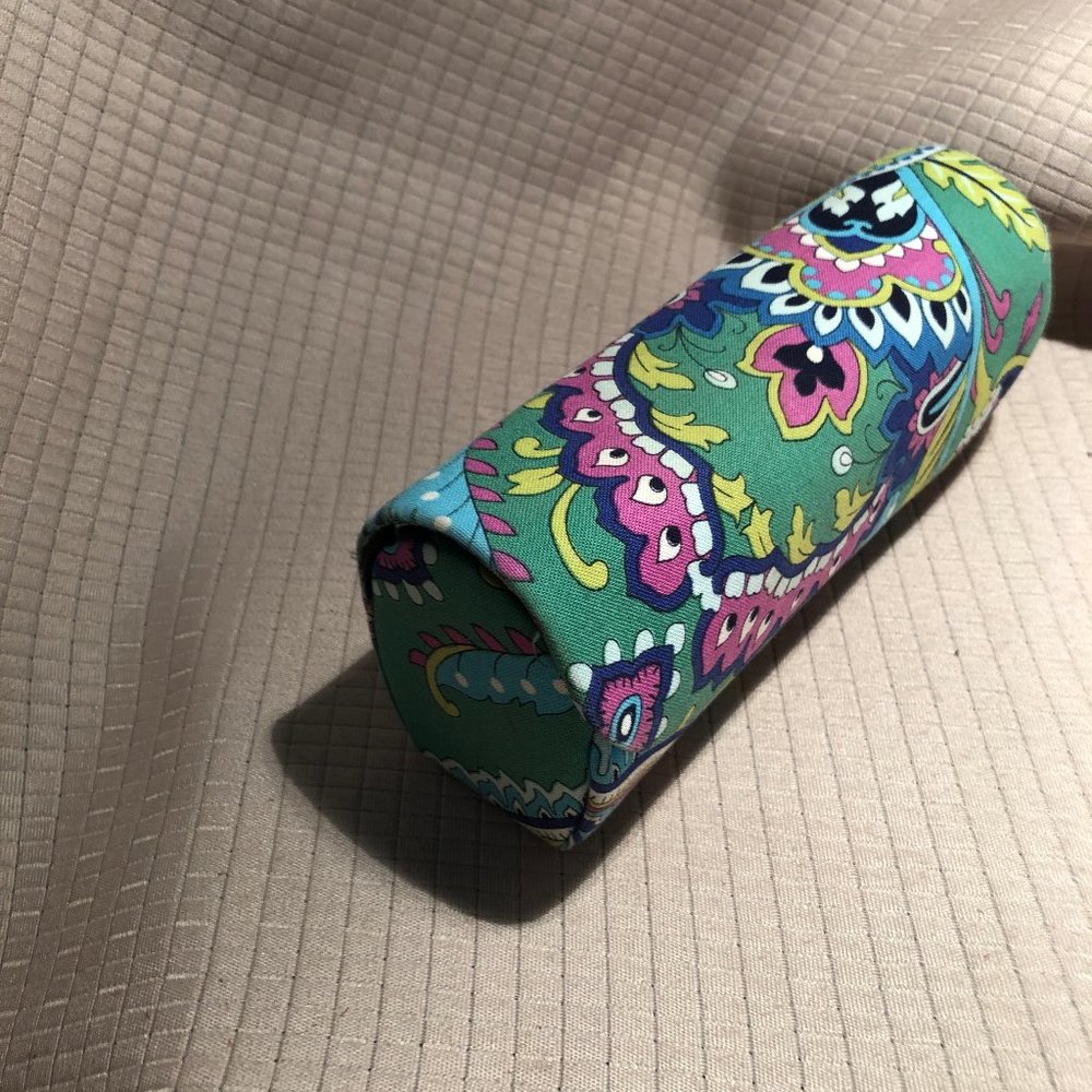 Vera Bradley eyeglass oblong case in green/blue